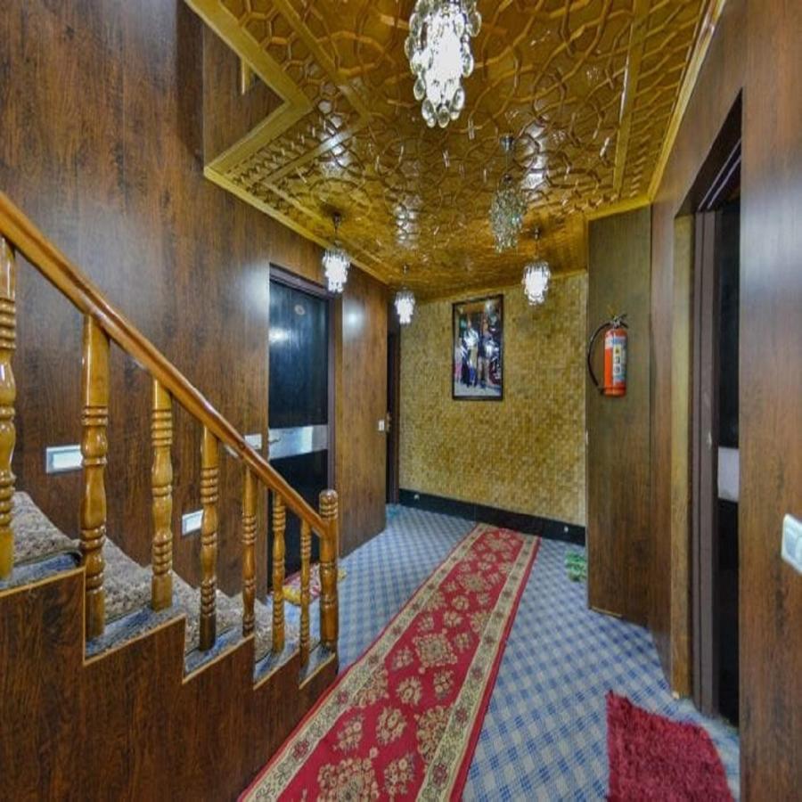 Hotel Sheen Srinagar  Ngoại thất bức ảnh