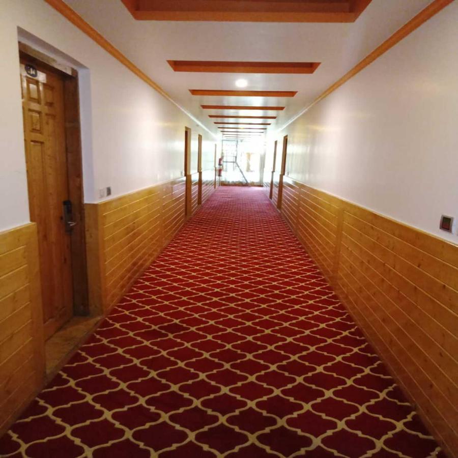 Hotel Sheen Srinagar  Ngoại thất bức ảnh